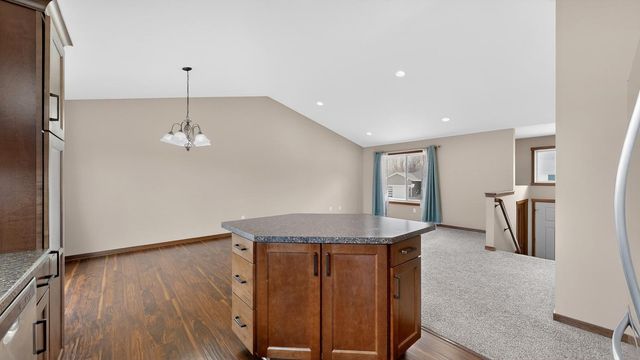 6775 Gaillardia Drive NW, Rochester, MN 55901