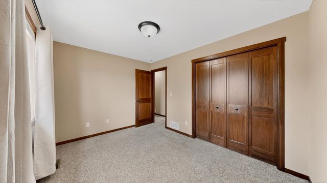 6775 Gaillardia Drive NW, Rochester, MN 55901