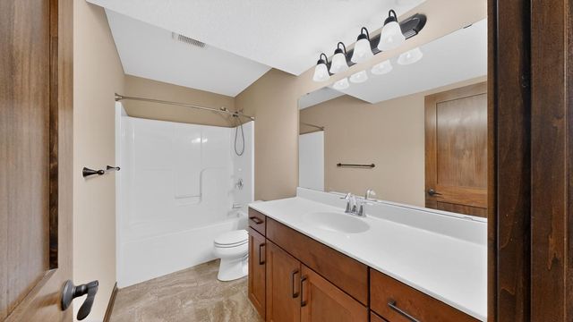 6775 Gaillardia Drive NW, Rochester, MN 55901