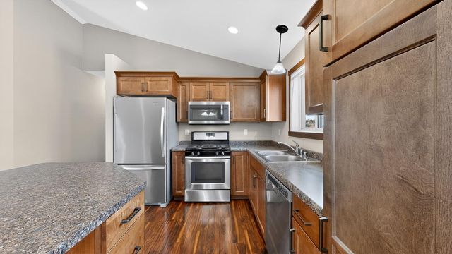 6775 Gaillardia Drive NW, Rochester, MN 55901