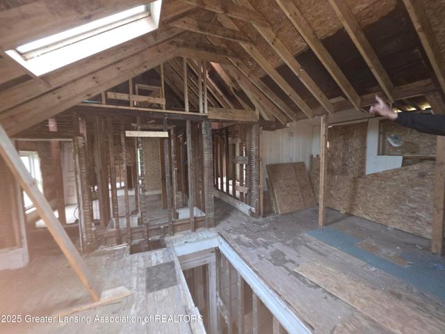 609 W Shiawassee Street, Lansing, MI 48933