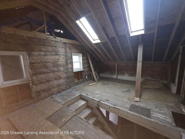 609 W Shiawassee Street, Lansing, MI 48933