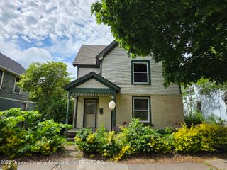 609 W Shiawassee Street, Lansing, MI 48933