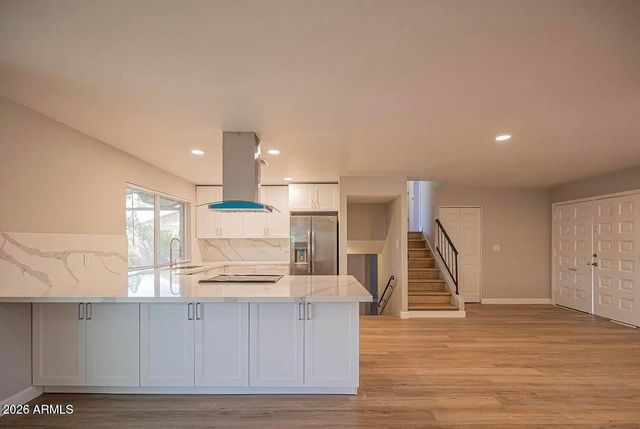 1646 E HERMOSA Drive, Tempe, AZ 85282