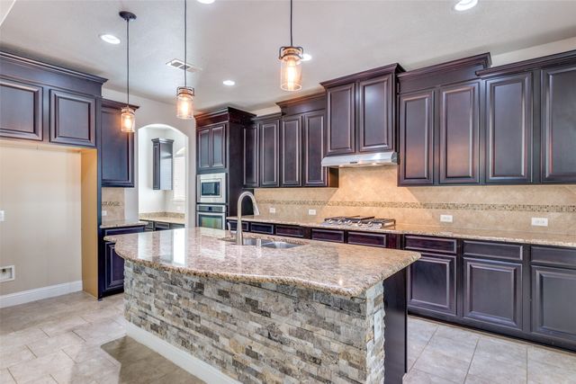 1505 5th Street, Argyle, TX 76226