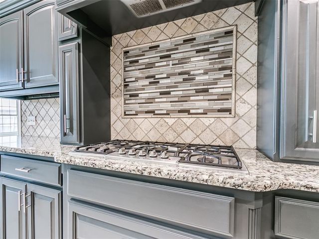 308 Madison Place Drive, Moore, OK 73160