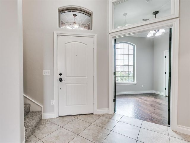308 Madison Place Drive, Moore, OK 73160