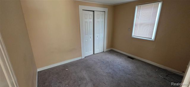 22751 Piper Avenue, Eastpointe, MI 48021