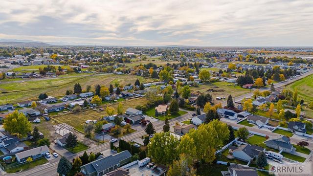 1381 E Airport Road, Blackfoot, ID 83221