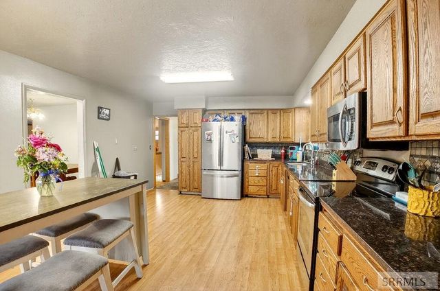 1381 E Airport Road, Blackfoot, ID 83221