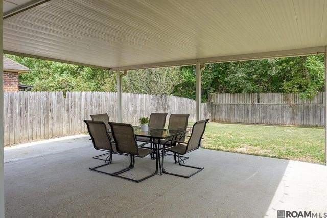 14450 Essen Terrace Dr, Gonzales, LA 70737