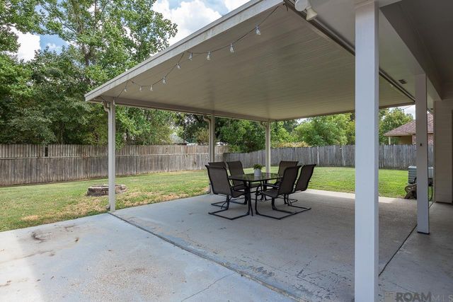 14450 Essen Terrace Dr, Gonzales, LA 70737