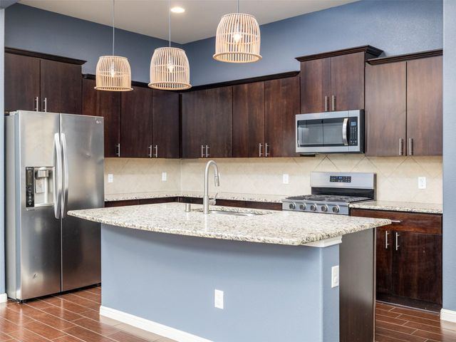 1205 Clearwing CIR, Georgetown, TX 78626