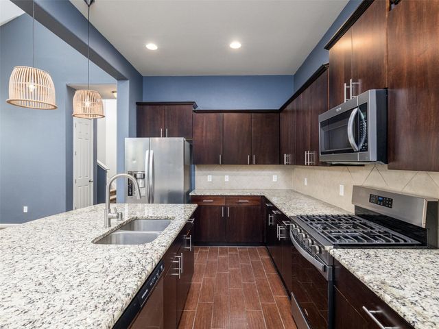 1205 Clearwing CIR, Georgetown, TX 78626