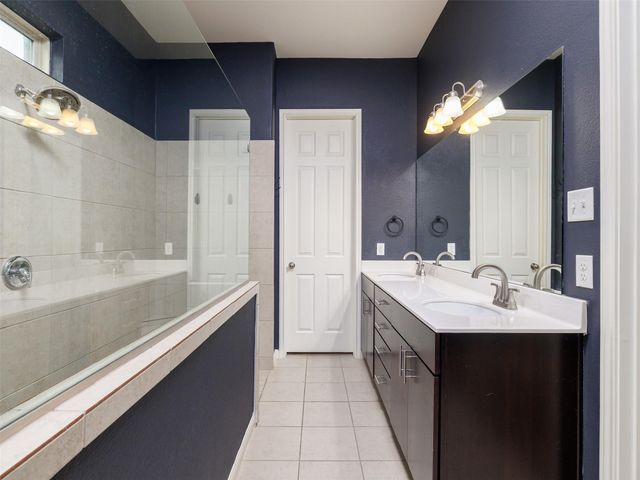 1205 Clearwing CIR, Georgetown, TX 78626
