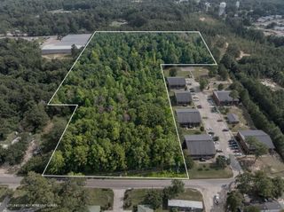 00 Hartfield Rd., Hattiesburg, MS 39402