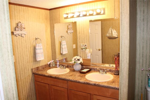 224 Cactus Ridge Court, Springtown, TX 76082