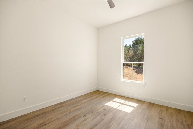 380 Schooner Way, Bluff Dale, TX 76433