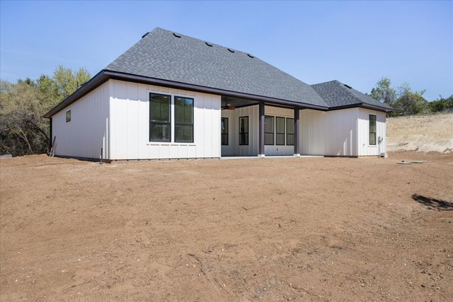 380 Schooner Way, Bluff Dale, TX 76433