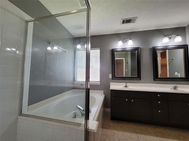 8011 Aspen Court, Baytown, TX 77523