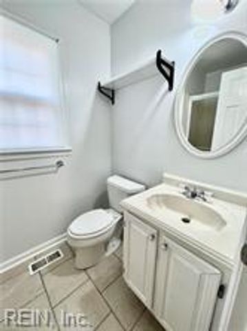 1932 Grey Friars CHSE, Virginia Beach, VA 23456