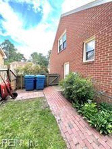1932 Grey Friars CHSE, Virginia Beach, VA 23456