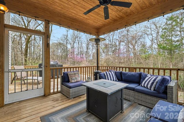 1520 Bennington Drive NW, Concord, NC 28027