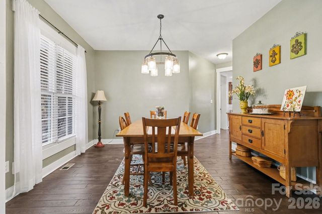 1520 Bennington Drive NW, Concord, NC 28027