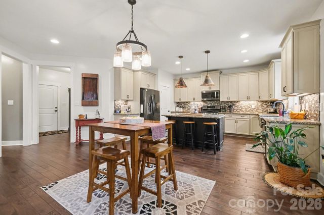 1520 Bennington Drive NW, Concord, NC 28027