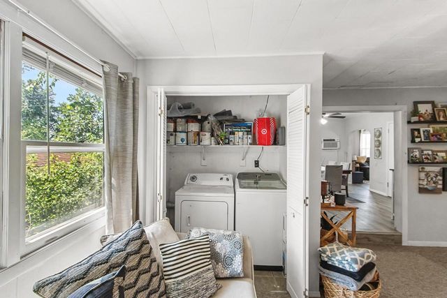 401 Columbia Avenue, Deforest, WI 53532
