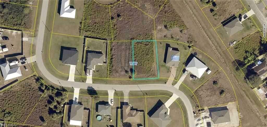 8015 Marsh CIR, LABELLE, FL 33935 — exterior
