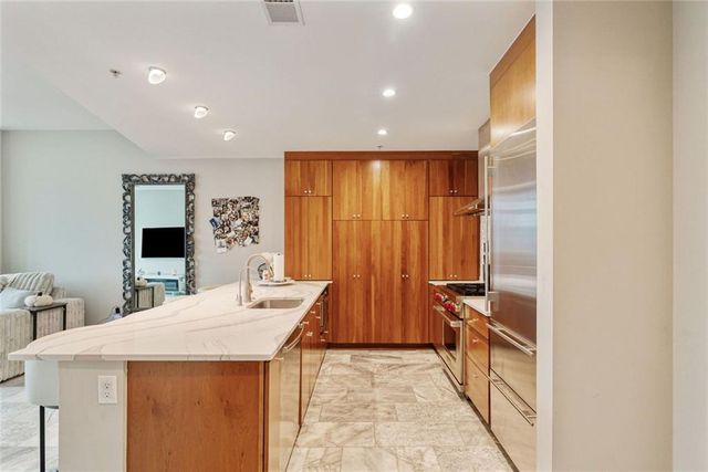 3325 Piedmont Road NE 1709, Atlanta, GA 30305