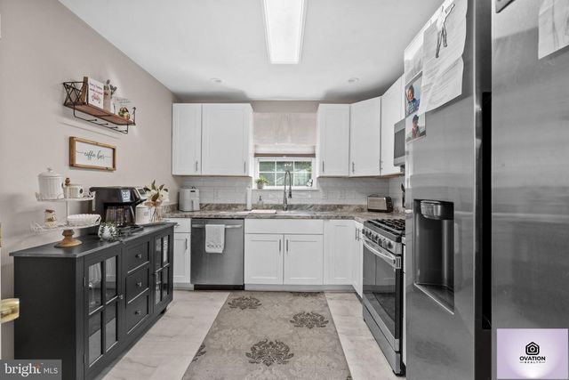 468 STEEPLECHASE CT, Woodbury, NJ 08096