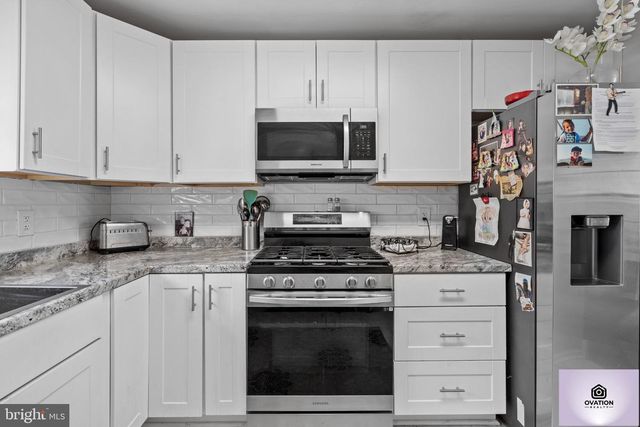 468 STEEPLECHASE CT, Woodbury, NJ 08096