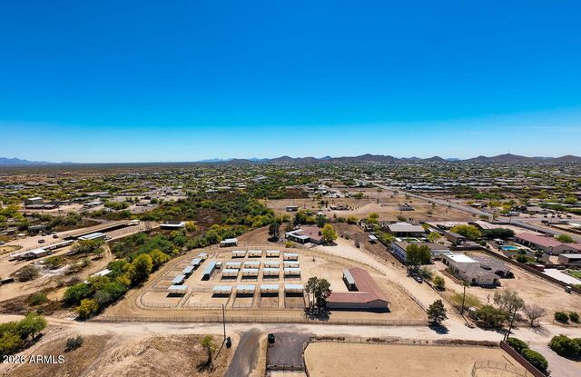 1302 E MADDOCK Road, Phoenix, AZ 85086