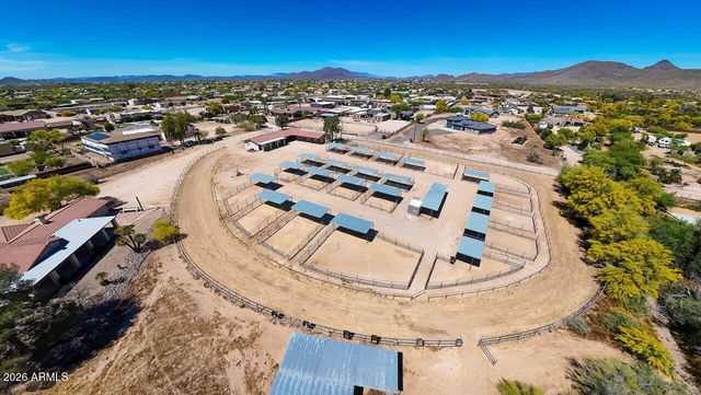 1302 E MADDOCK Road, Phoenix, AZ 85086