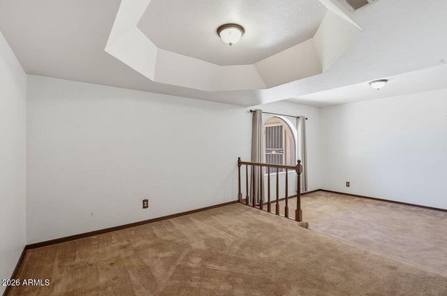 1302 E MADDOCK Road, Phoenix, AZ 85086