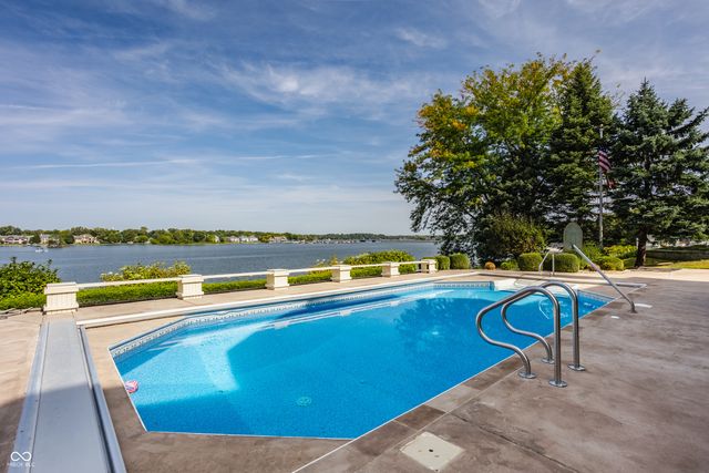 12650 Shorevista Drive, Indianapolis, IN 46236