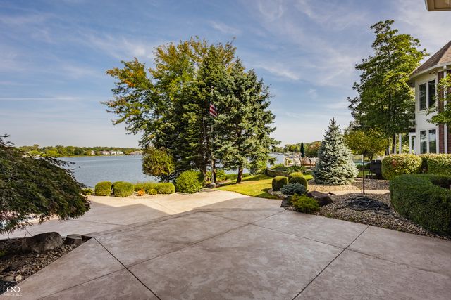 12650 Shorevista Drive, Indianapolis, IN 46236
