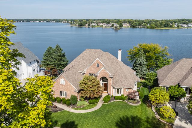 12650 Shorevista Drive, Indianapolis, IN 46236