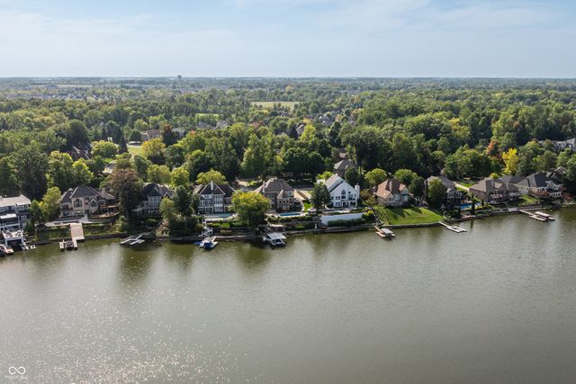 12650 Shorevista Drive, Indianapolis, IN 46236