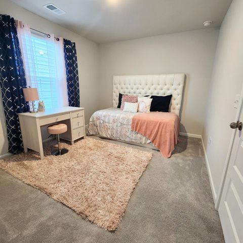 137 Post Mill Drive, Summerville, SC 29485