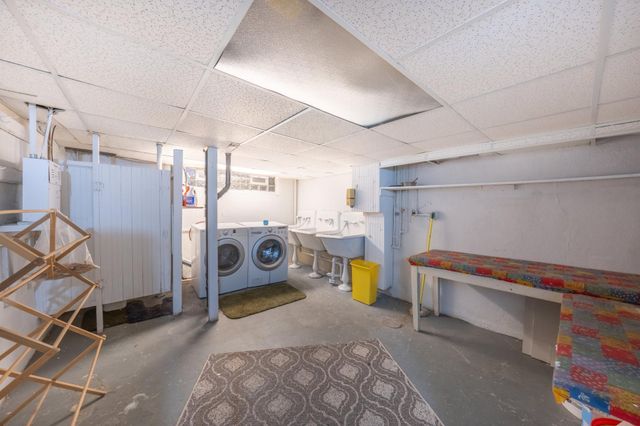 1721 Humboldt Avenue S, Minneapolis, MN 55403