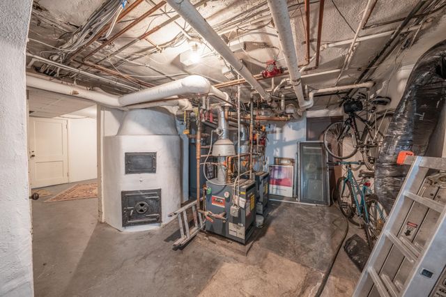 1721 Humboldt Avenue S, Minneapolis, MN 55403