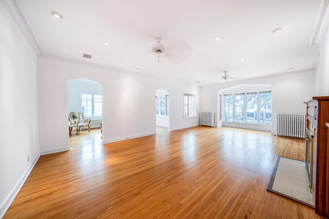 1721 Humboldt Avenue S, Minneapolis, MN 55403