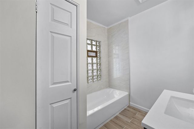 419 W 12 Mile Road, Royal Oak, MI 48073