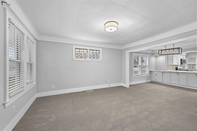 419 W 12 Mile Road, Royal Oak, MI 48073