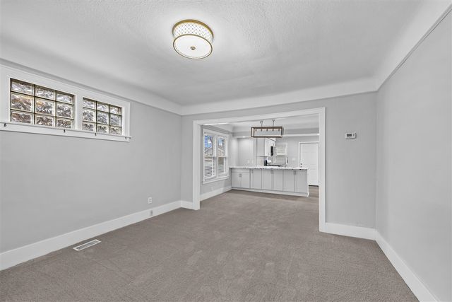 419 W 12 Mile Road, Royal Oak, MI 48073