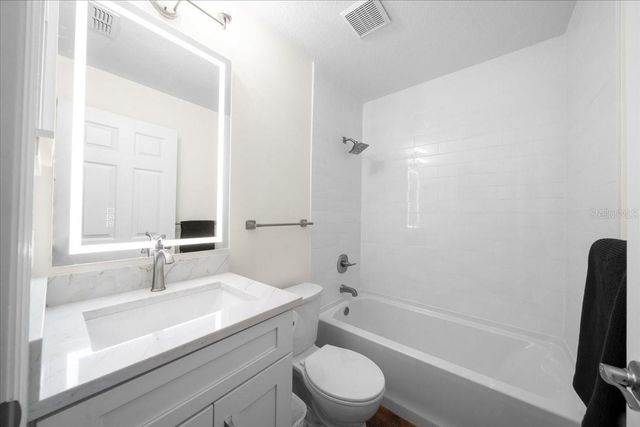 6046 WINDING RIDGE LANE, Port Orange, FL 32128