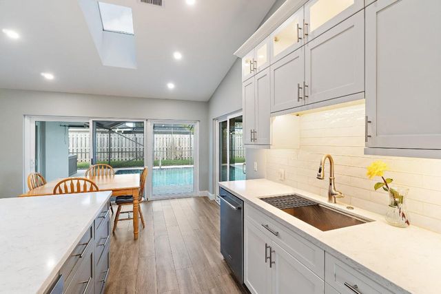 4147 Beech Avenue, Palm Beach Gardens, FL 33410